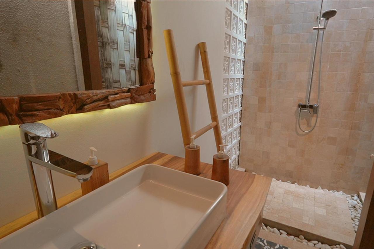 Pera One Villas Gili Trawangan Exterior foto